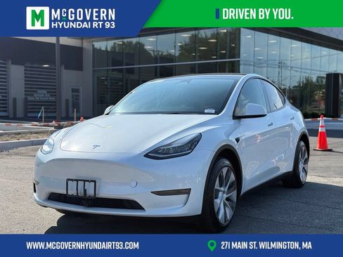 Used 2023 Tesla Model Y Long Range AWD/4WD image 1