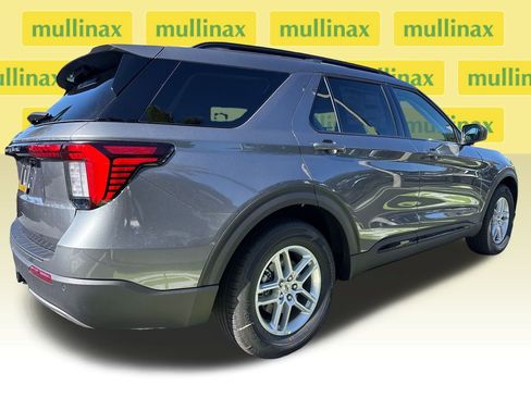 New 2026 Ford Explorer Active w/ Active Comfort Package image 15