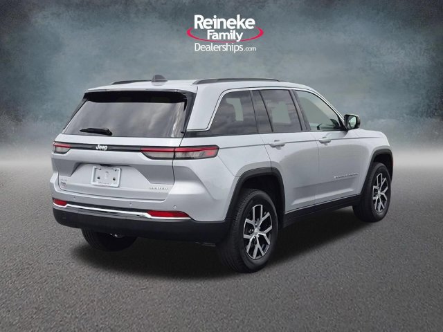 Used 2024 Jeep Grand Cherokee Limited AWD/4WD image 5