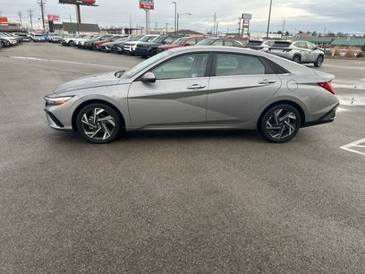 Certified 2025 Hyundai Elantra SEL