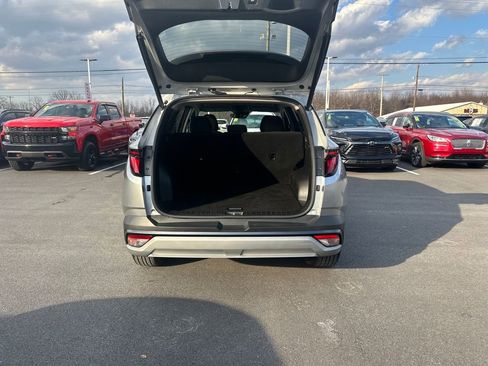 Used 2025 Hyundai Tucson SEL image 11