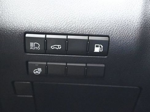 Used 2017 Lexus RX 450h AWD image 25