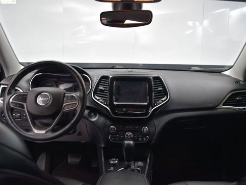Used 2019 Jeep Cherokee Limited AWD/4WD image 24