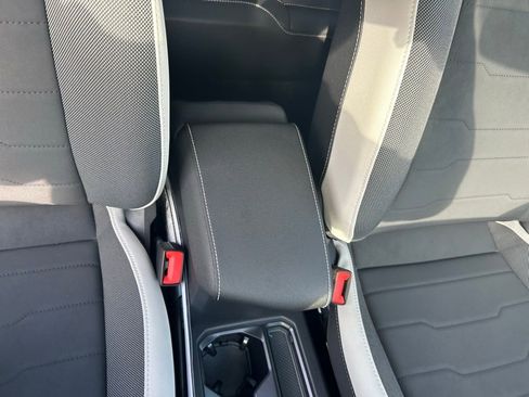 New 2026 Volkswagen Taos SE image 33