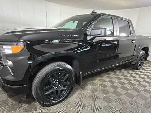 Used 2024 Chevrolet Silverado 1500 Custom AWD/4WD image 6