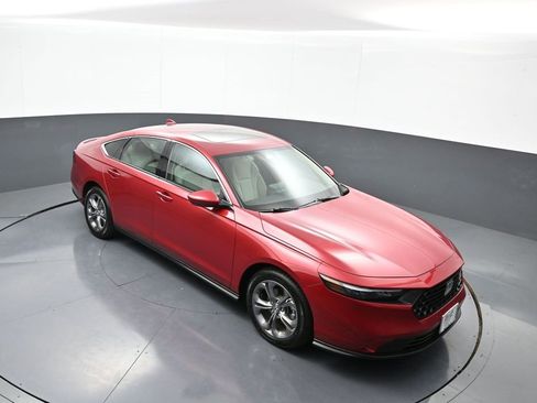 Certified 2024 Honda Accord EX image 72