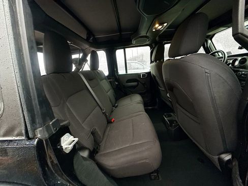 Used 2023 Jeep Wrangler Sport AWD/4WD image 31