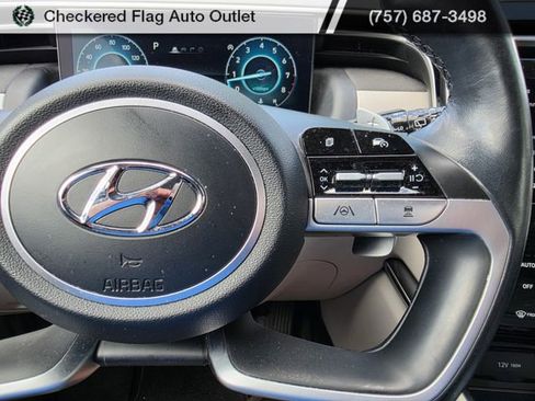 Used 2023 Hyundai Tucson Limited image 16
