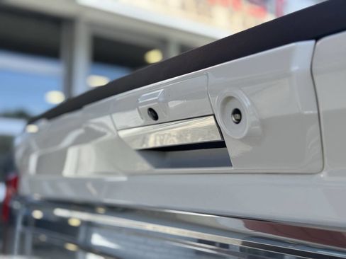 Used 2023 Ford F250 Platinum image 14