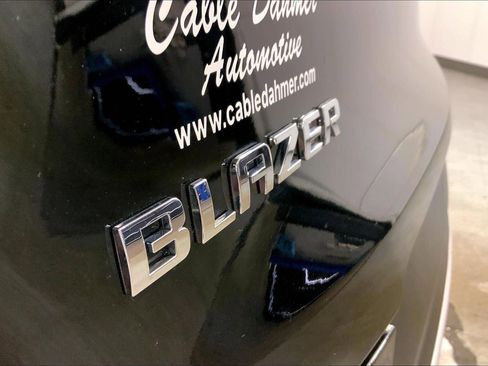 Used 2024 Chevrolet Blazer LT w/ Convenience Package FWD image 8