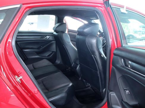 Used 2018 Honda Accord Sport image 33