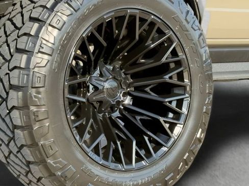 Used 2025 Ford Bronco Raptor w/ Interior Carbon Fiber Pack AWD/4WD image 15