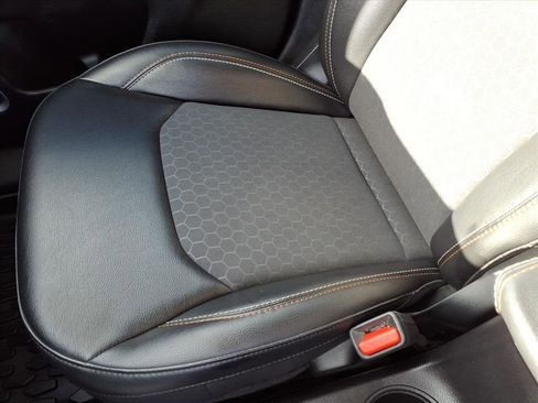 Used 2019 Jeep Compass Latitude w/ Popular Equipment Group image 30