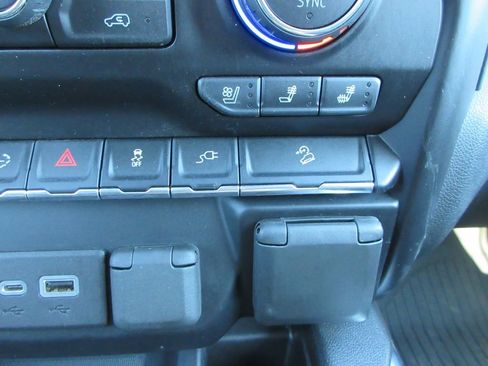 Certified 2021 Chevrolet Silverado 1500 LTZ w/ LTZ Premium Package image 40