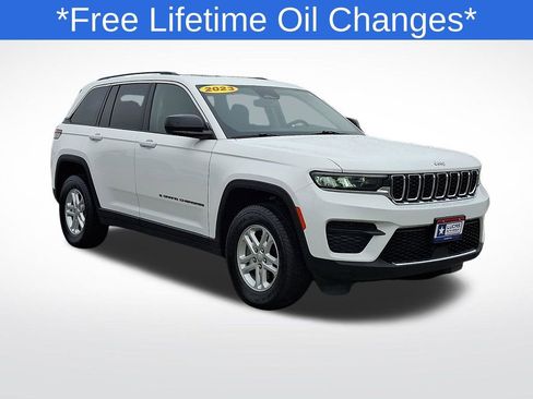 Used 2023 Jeep Grand Cherokee Laredo w/ Luxury Tech Group I image 1