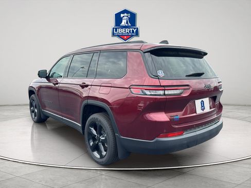 New 2025 Jeep Grand Cherokee L Altitude AWD/4WD image 8