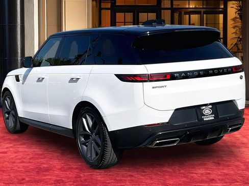 Used 2023 Land Rover Range Rover Sport SE AWD/4WD image 10