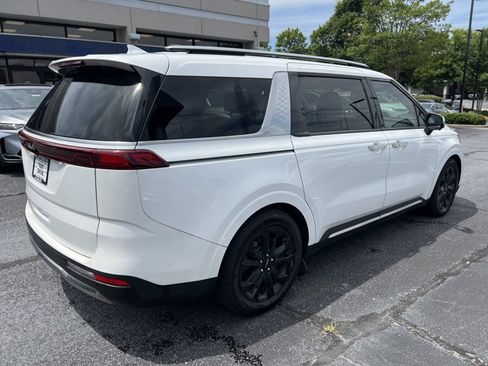 Used 2023 Kia Carnival SX Prestige FWD image 5