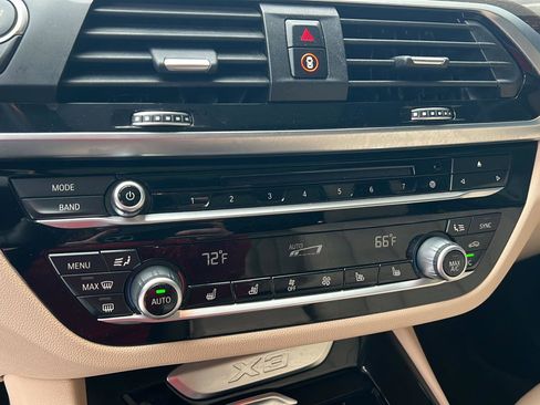 Used 2019 BMW X3 sDrive30i w/ Premium Package image 26
