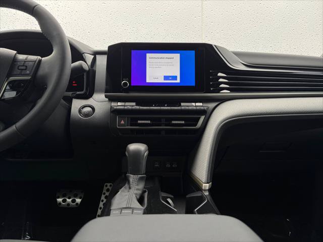 Certified 2025 Toyota Camry SE AWD/4WD image 12