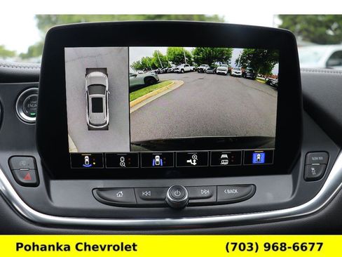 Used 2025 Chevrolet Blazer LT w/ Sound & Technology Package AWD/4WD image 16
