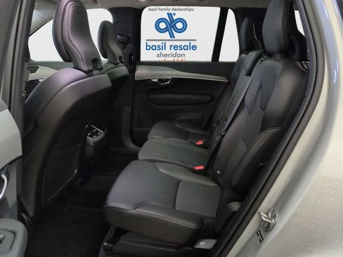 Used 2025 Volvo XC90 B5 Core image 13