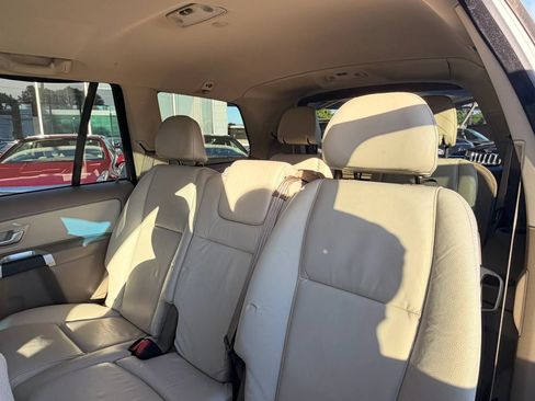 Used 2011 Volvo XC90 3.2 AWD/4WD image 12