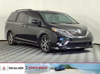 Used 2017 Toyota Sienna SE Premium FWD video 1