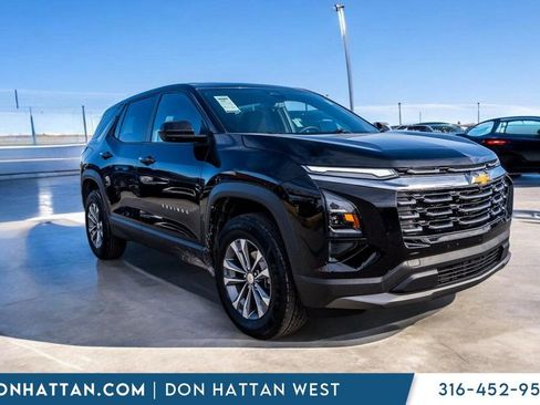 Used 2025 Chevrolet Equinox LT image 30