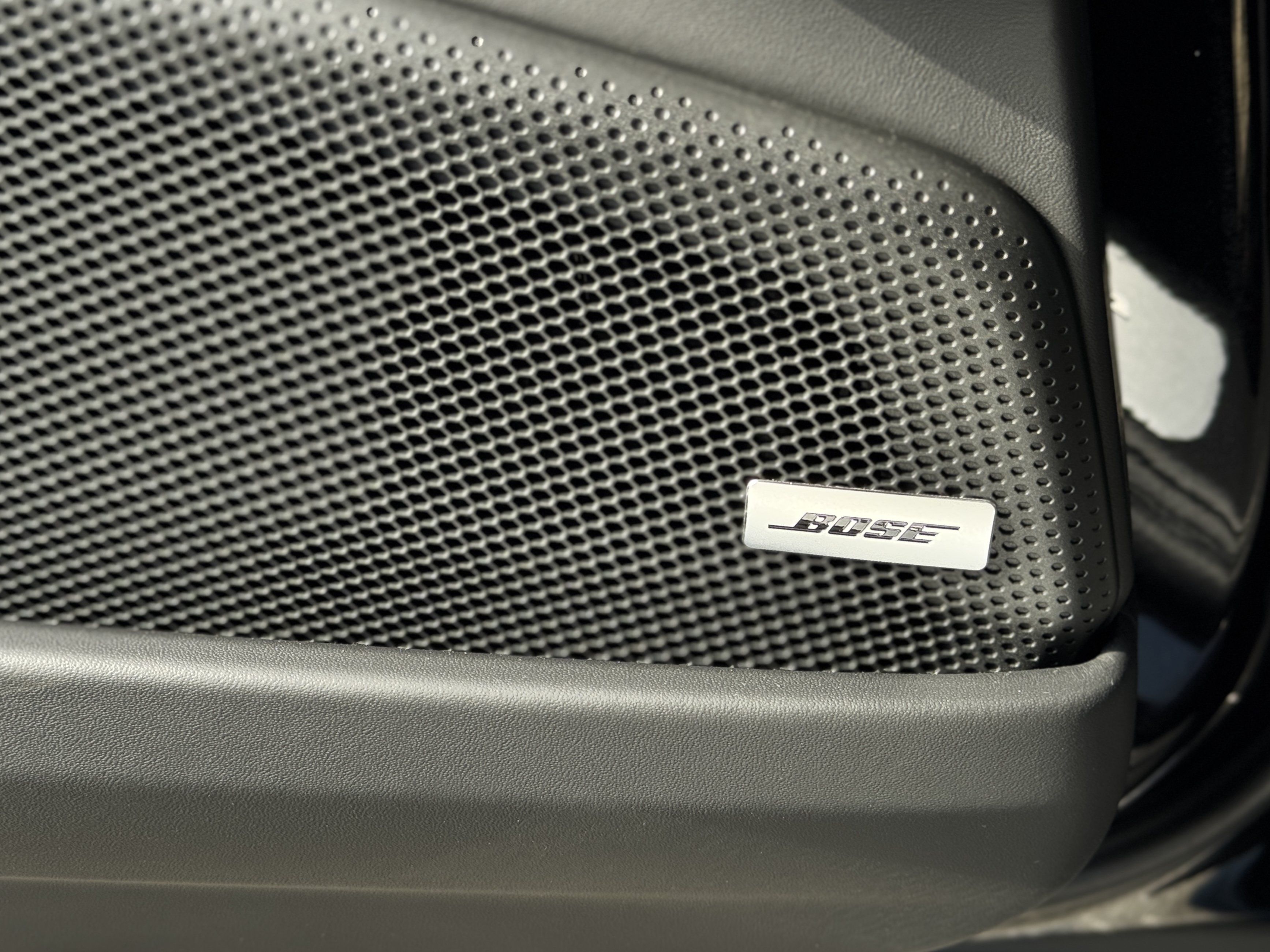 Certified 2025 Porsche Panamera 4 AWD/4WD image 24