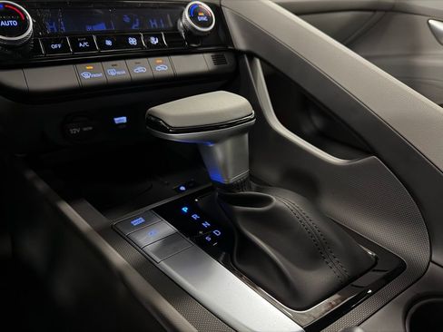 Certified 2026 Hyundai Elantra Sport image 22