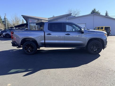 Used 2021 Chevrolet Silverado 1500 Custom w/ LPO, Blackout Package image 6
