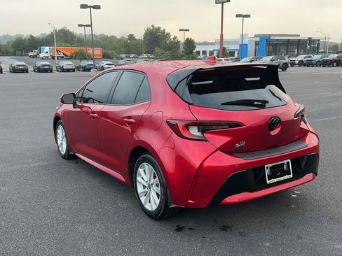 Used 2025 Toyota Corolla SE w/ SE Package FWD image 12