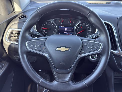 Used 2022 Chevrolet Equinox LT image 28