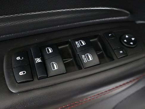 Used 2025 Dodge Durango R/T w/ Blacktop Package AWD/4WD image 46