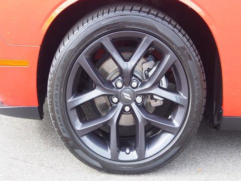 Used 2023 Dodge Challenger SXT w/ Blacktop Package image 9