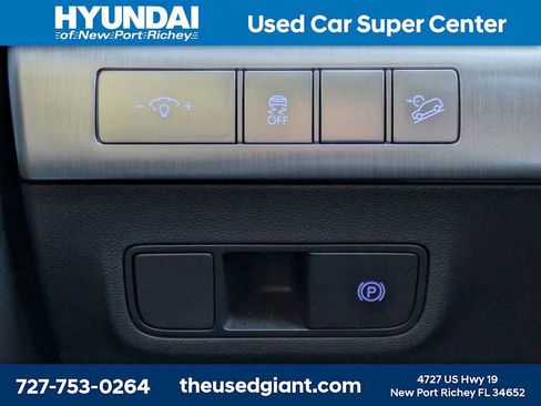 Used 2025 Hyundai Kona SEL image 29