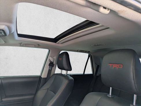 Used 2021 Toyota 4Runner TRD Off-Road Premium w/ Moonroof Package AWD/4WD image 16