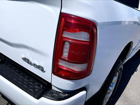 Used 2024 RAM 2500 Laramie w/ Safety Group AWD/4WD image 32