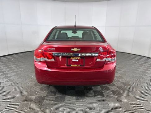 Used 2011 Chevrolet Cruze LT image 4