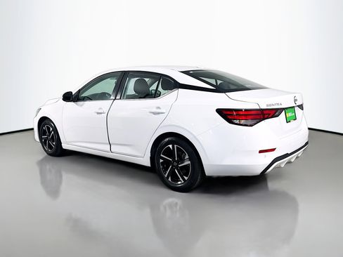 Used 2024 Nissan Sentra SV FWD image 7