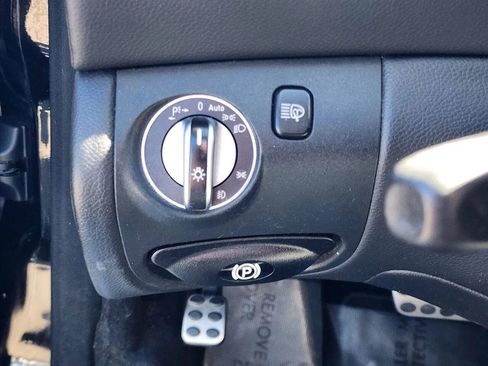 Used 2007 Mercedes-Benz SL 550 image 9