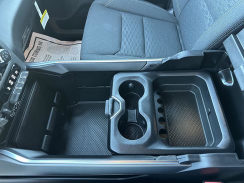 Used 2025 RAM 1500 Big Horn image 32