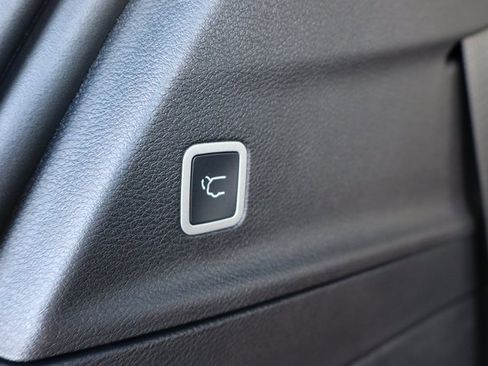 New 2026 Chrysler Pacifica Select image 41