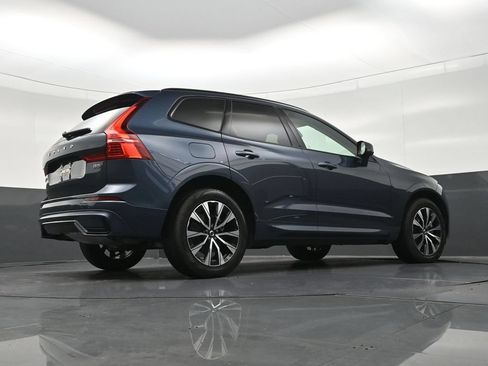 Used 2024 Volvo XC60 B5 Core AWD/4WD image 30
