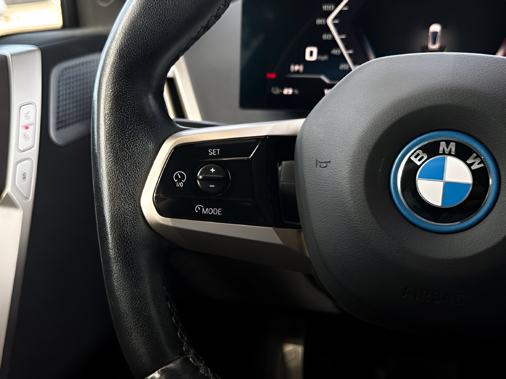 Used 2024 BMW iX M60 w/ Luxury Package AWD/4WD image 17