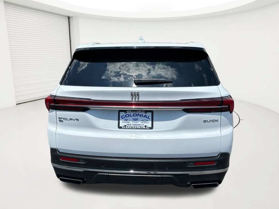 Used 2025 Buick Enclave Preferred AWD/4WD image 6