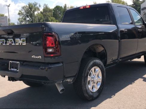 New 2025 RAM 2500 Big Horn image 7