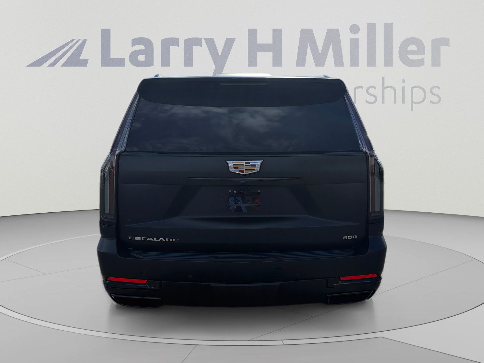 Used 2025 Cadillac Escalade Sport Platinum AWD/4WD image 4