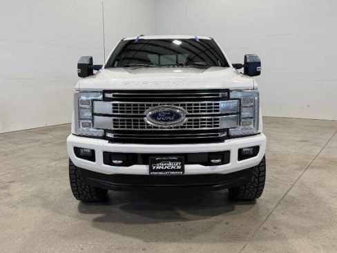 Used 2017 Ford F350 Platinum w/ Platinum Ultimate Package AWD/4WD image 3